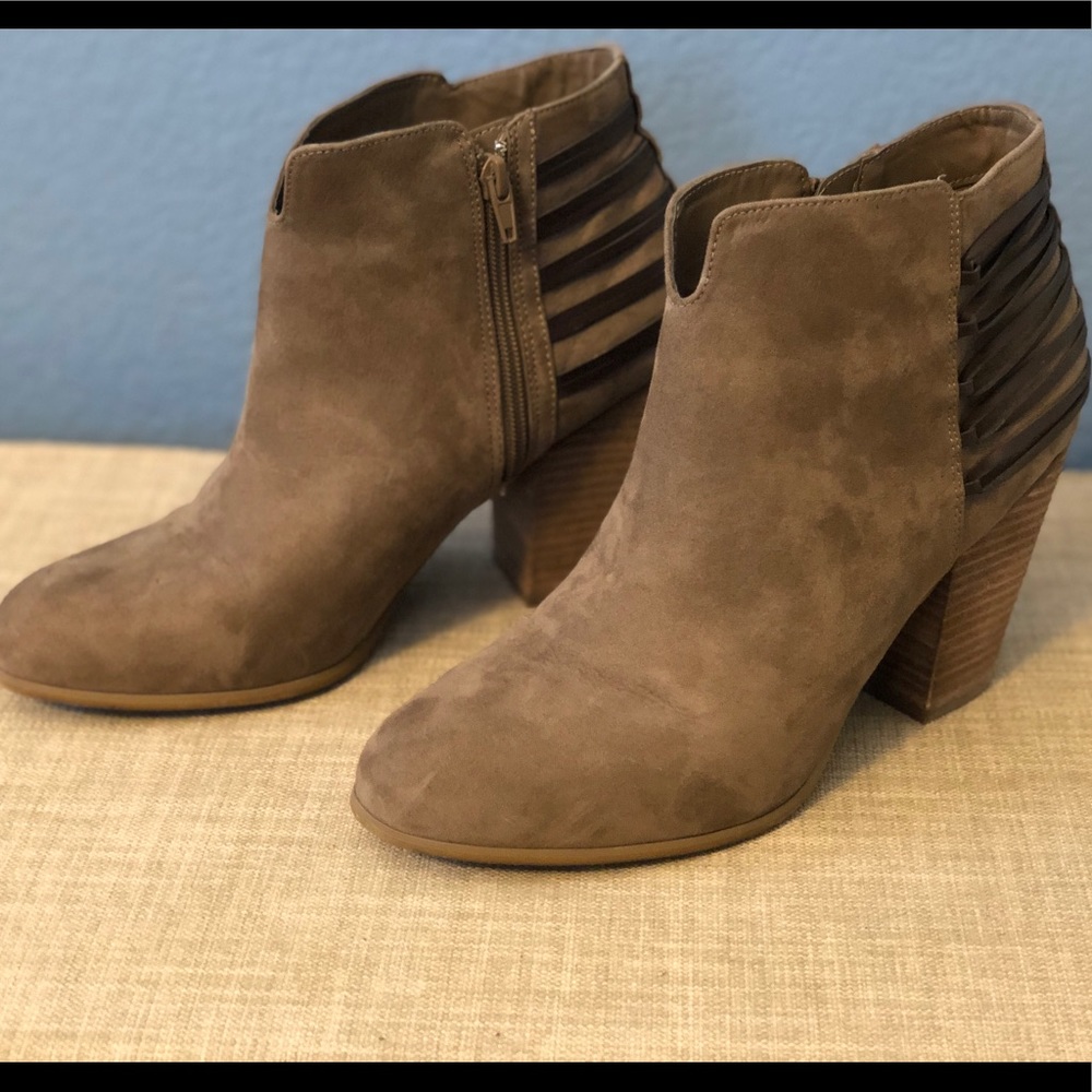 Size 11 brown booties